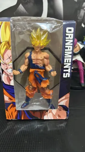 Figura Goku Super Saiyan - Dragon Ball Z | 16cm