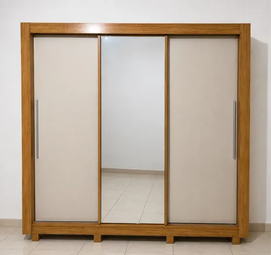 Guarda-Roupa Casal 3 Portas (1 porta espelhada)