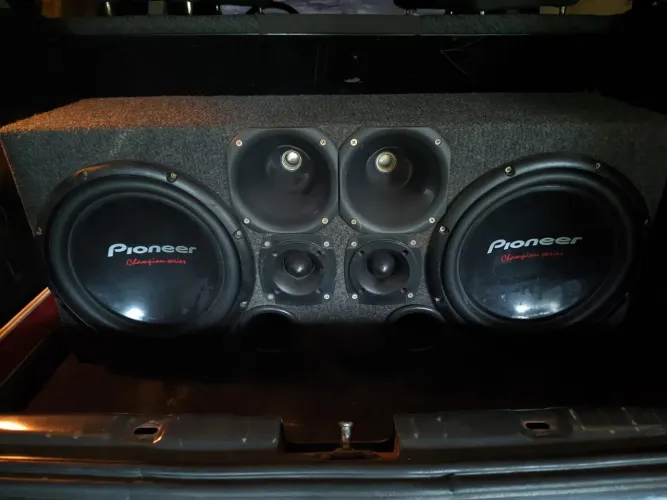Caixa Trio Pioneer Cara Preta + Módulo Taramps 1200
