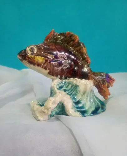 Peixe decorativo em cerâmica vitrificada  anos 60