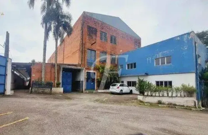 Galpão à venda, 6353 m² - Vila Louro - Embu-Guaçu/SP.proximo da igreja