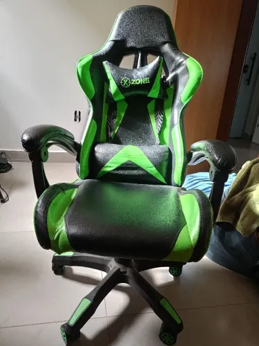 Cadeira gamer nova