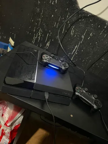 Ps4 comum 1 TB
