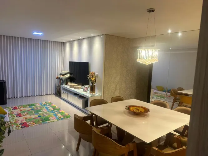Apartamento à venda no bairro Santa Mônica em Uberlândia