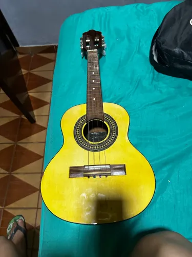 Cavaquinho Giannini 200,00 pra sair hoje