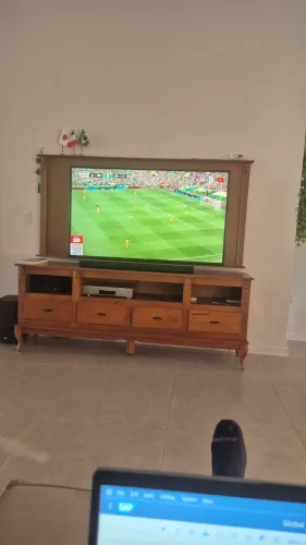 TV LG HD 60 polegadas