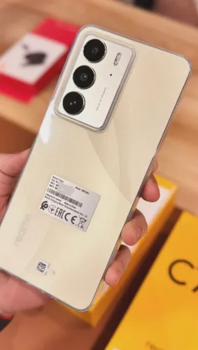 Smartphone Realme -(4G) C75 Dourado ----- 256/8----- Global + Entrega Grátis - Ip69