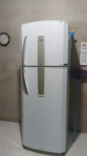 Vendo geladeira