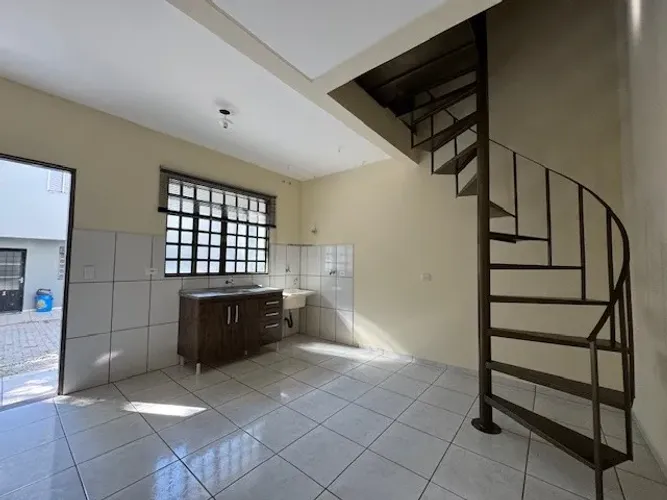 Apartamento de 1 quarto para alugar em Maringá, na Vila Esperança, com suíte e garagem