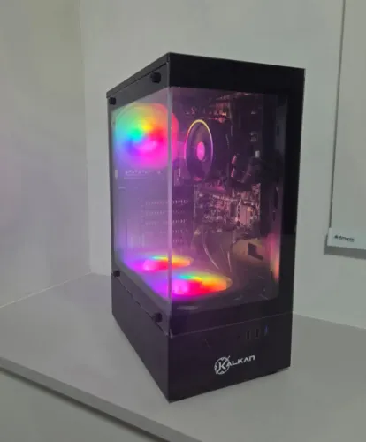 PC GAMER RYZEN 5 3400G (c/ Radeon Vega 11) + 16gb DDR4 2400mz + SSD 240gb