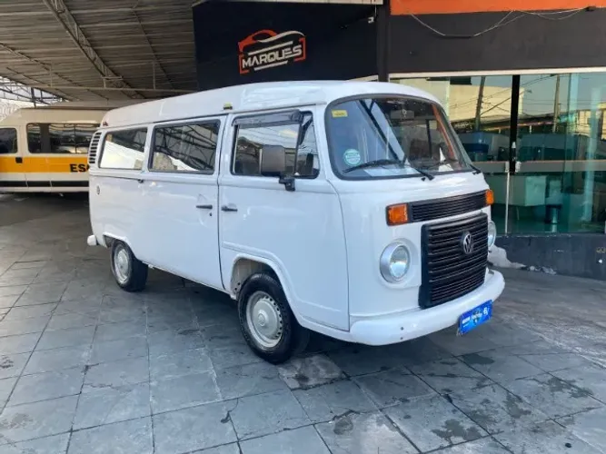 Volkswagen Kombi Escolar/50 Anos 1.4 MI Total Flex 2009