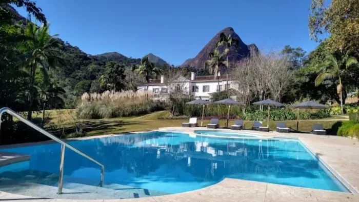 OPORTUNIDADE ÚNICA! Excelente terreno Fazenda Marambaia, condomínios alto padrão, Petrópol