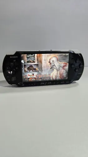 PSP 2000 Desbloqueado completo com cartao sd original sony lotado de jogos! Faço olx pay!