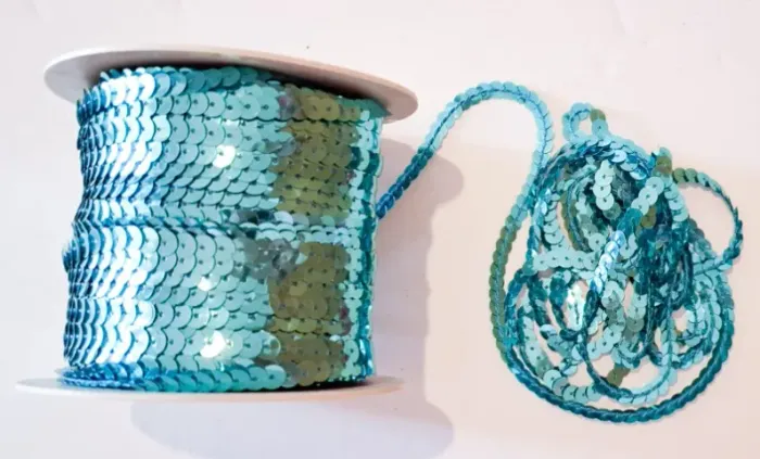 fio de paetê 10 mt azul turquesa