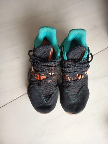 Tênis basketball Adidas
