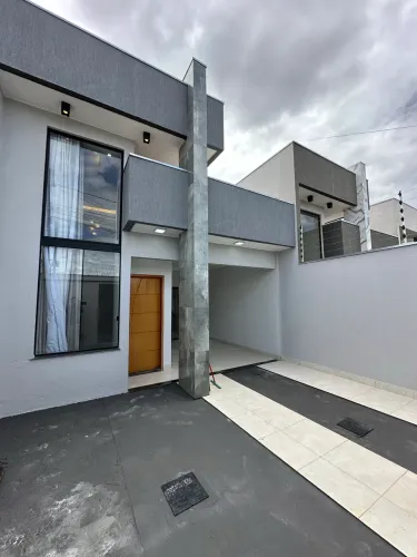 Casa no bairro Cerejeiras 3/4 suíte, armários planejados