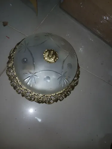Paflon em bronze e cristal