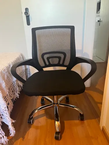 Cadeira escritório com rodinha