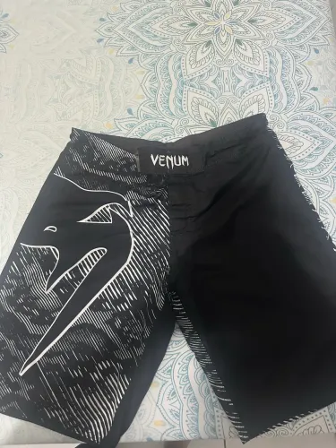 Short Venum