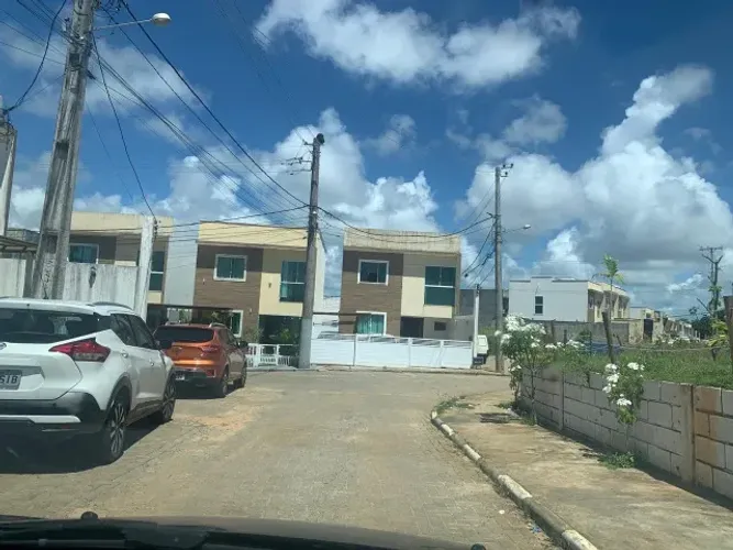 Oportunidade. Vendo duas casas em condomínio fechado- Lauro de Freitas-BA