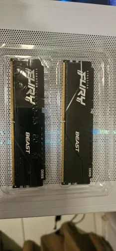 Kit Memória RAM 64gb (2x32gb) DDR5 6000mhz Kingston Fury (Menos de um ano de uso)