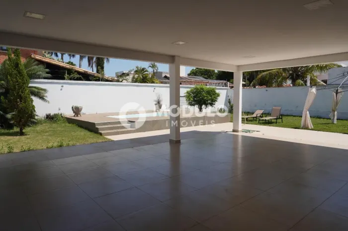 Casa residencial disponível para locação no bairro Morada da Colina.