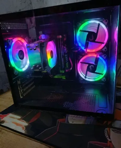 i5 3570, 16gb ram, SSD 240gb, placa h61, monitor de 21.5"
