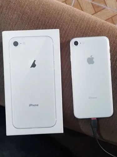 Iphone 8 Branco na Caixa