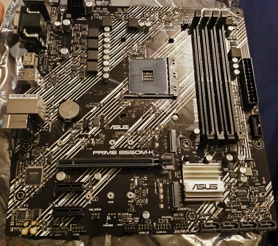 Placa-mãe Asus Prime B550M-K leia a descrição