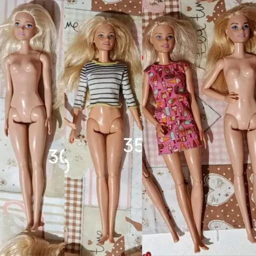 Lote de 4 Barbies