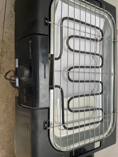 Churrasqueira Elétrica 220V