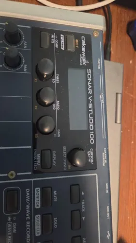 Roland v studio 100 + Sonar 8 