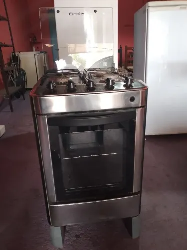 Fogão quatro bocas ESMALTEC