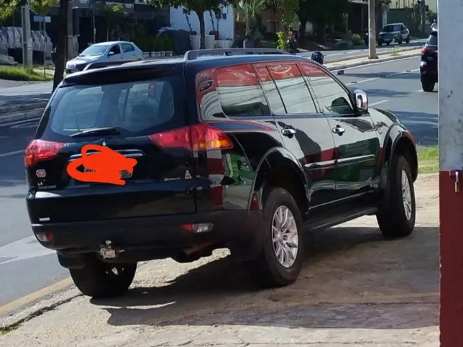 Mitsubishi Pajero Dakar 3.2 4X4 T.i. Dies. 5P Aut. 2011