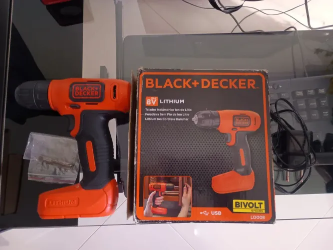 Parafusadeira BLACK DECKER 