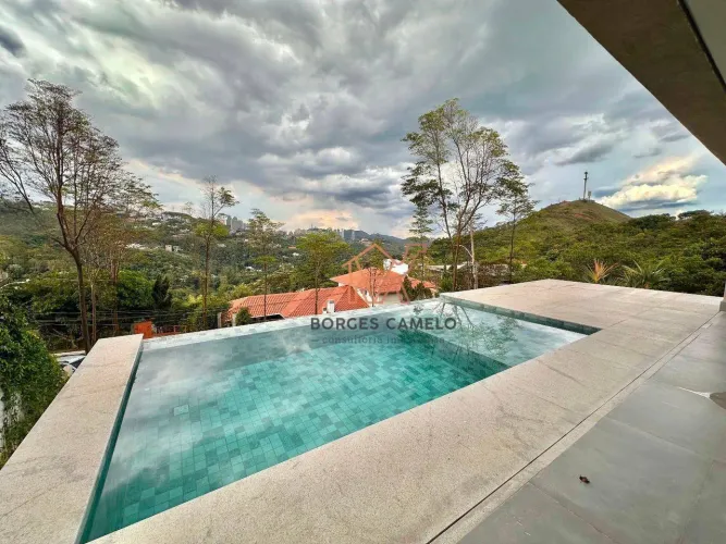 Casa com 4 dormitórios à venda, 550 m² por R$ 6.700.000,00 - Vila Alpina - Nova Lima/MG