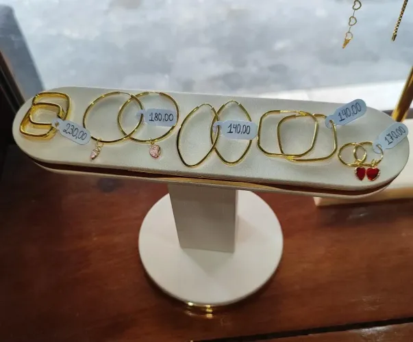 Prata banhada a ouro