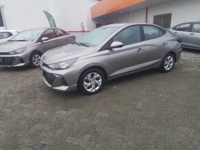 Hyundai HB20S Comfort Plus 1.0 TB Flex 12V Mec. 2025