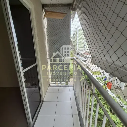 VENDE-SE Apartamento com Varanda e Vaga, Irajá, Rio de Janeiro, RJ