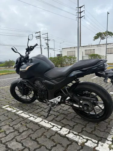 MOTO FZ15