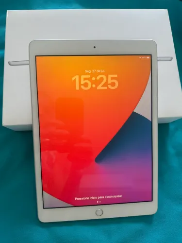  Ipad - 8ª Geração, cor prata, 128 Gb 
