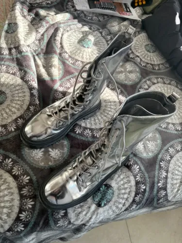 Bota metalizada da Arezzo
