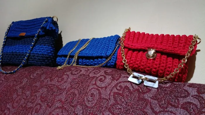 Vendo bolsas de croche.