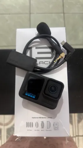 Gopro 13 com microfone e adaptador 