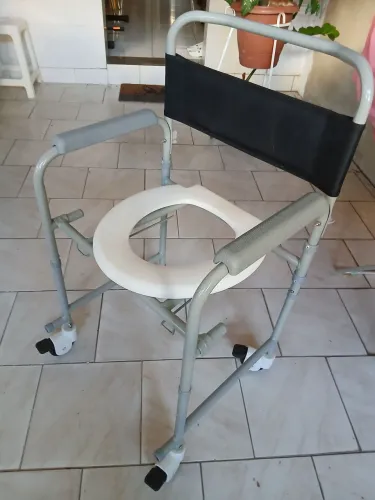 Cadeira de banho para idosos