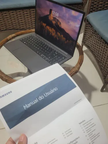 Vendo Notebook samsung Galaxy book2 intel core i5 8gb de ram 256 gb de ssd