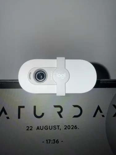 Webcam Logitech Brio 100 Full HD