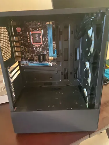 Cabinete com 3 fans 2 funcionando e uma nao