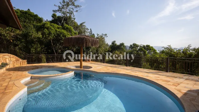 Casa no Condomínio Ponta das Toninhas em Ubatuba