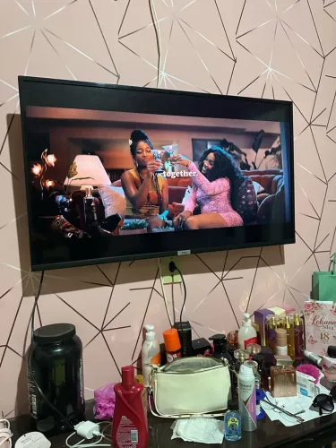 Tv smart 40?